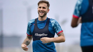 Telmo Castanheira Mantap Bela Persik, Bawa Semangat Portugal ke Kediri!