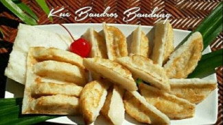 Sarapan Gak Lengkap Tanpa Bandros, Jajanan Legendaris Asli Bandung