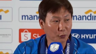 Kim Sang‑Sik Klarifikasi Insiden Botol Air di Final U 23