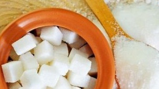 Manfaat Minum Air Gula Hangat Sore Hari, Rasakan Sendiri Efeknya