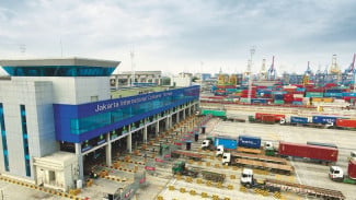 JICT Efisiensi Logistik Indonesia dengan Terminal Booking System