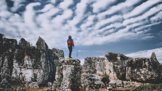 Stone Garden Citatah Bandung Barat, Wisata Keren dengan Panorama Zaman Purba