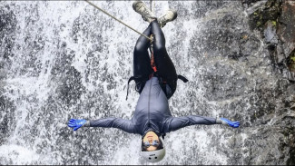 Liburan Makin Greget, Wisata Canyoning Jawa Barat Jadi Incaran Traveler