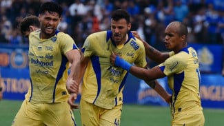 Persib Bandung Frustrasi, Lini Depan Mandul Jadi Sorotan Bojan Hodak