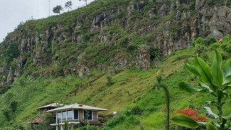 Nikmati Lanskap Kota Bandung dari Gunung Batu Lembang, Bikin Hati Tenang