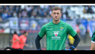 Diluar Dugaan, Perjalanan Adam Przybek dari Wales ke Persib Bandung