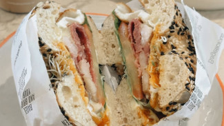 Inilah Kuliner Viral Bandung Paling Laris, Namanya Bikin Geleng-Geleng