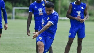 Debut Makin Dekat, Eliano Reijnders Bawa Energi Baru ke Lini Tengah Persib Bandung