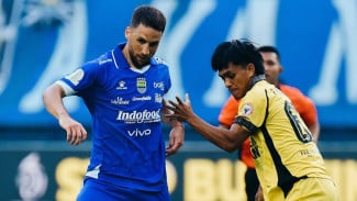 Main di Kandang, Lucho Yakin Persib Bandung Tak Terbendung Lawan Persebaya