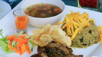 Ini Dia 37 Tempat Makan Enak di Bandung yang Cocok untuk Keluarga