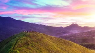 Bukit Teletubbies Bandung Jadi Spot Favorit, Begini Rute dan Biaya Masuknya