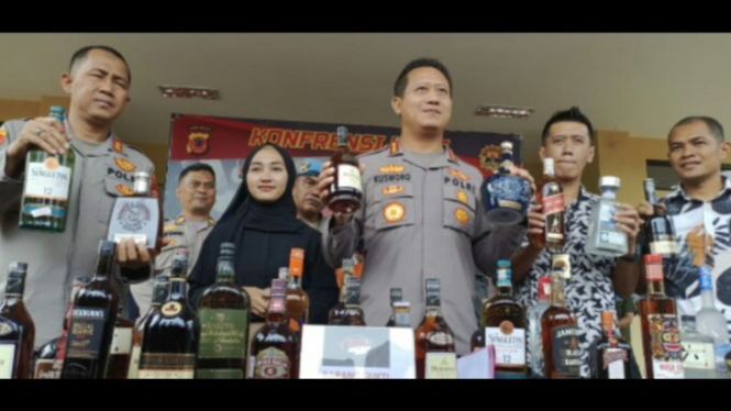 Sat Narkoba Polresta Bandung Bongkar Home Industri Miras