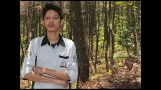 Rizki R. Adi