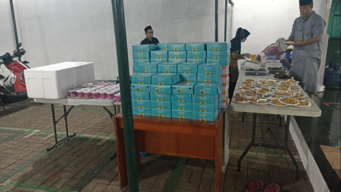 Ribuan makanan dari Rumah Amal Salman siap didistribusikan