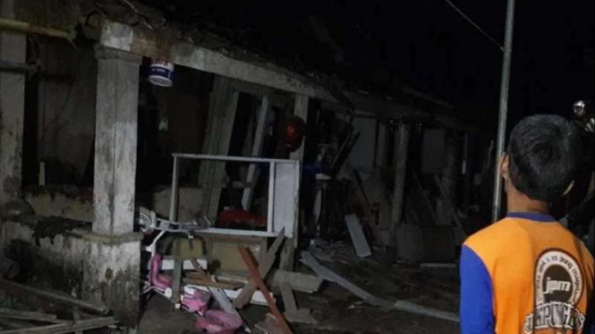Rumah di Magelang hancur akibat ledakan petasan