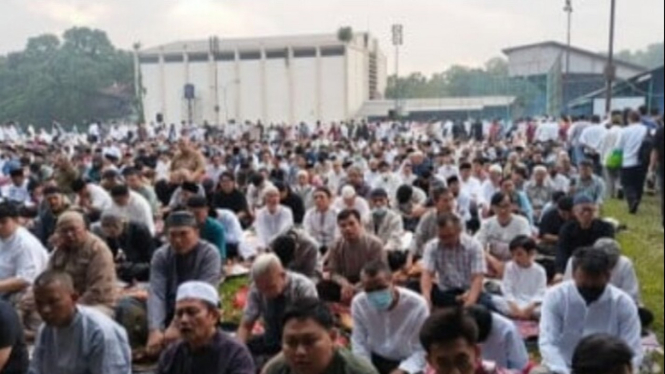 Ribuan jamaah Muhammadiyah Jabar Shalat Id di Lapangan Lodaya Bandung