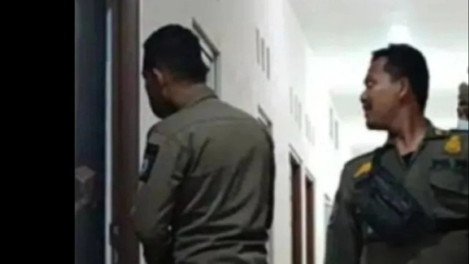 Wakil Bupati Rohil Digerebek saat Asyik Berduaan di Kamar Hotel