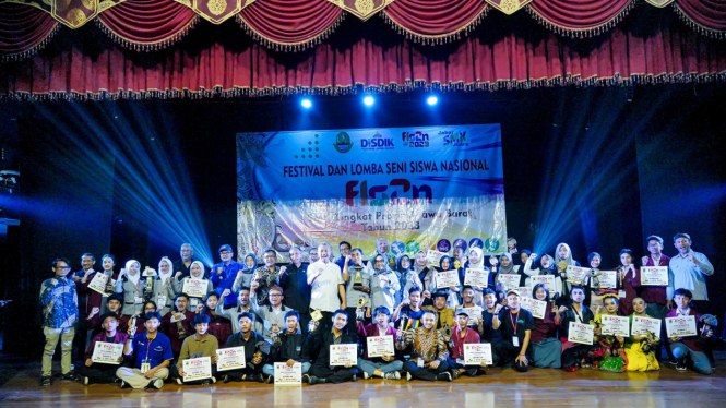Kota Bandung Juara Umum FLS2N SMK Jabar 2023