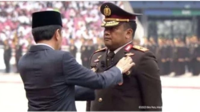 Presiden Jokowi berikan penghargaan ke Brigjen Pol Adi Vivid AB, 2023