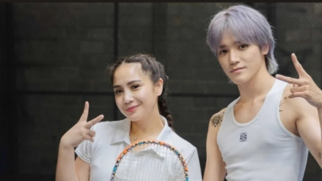 Nagita Slavina main tenis bareng Taeyong NCT