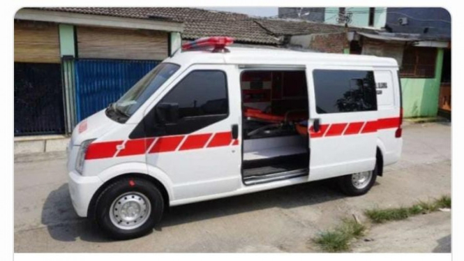 Ilustrasi Mobil Ambulans