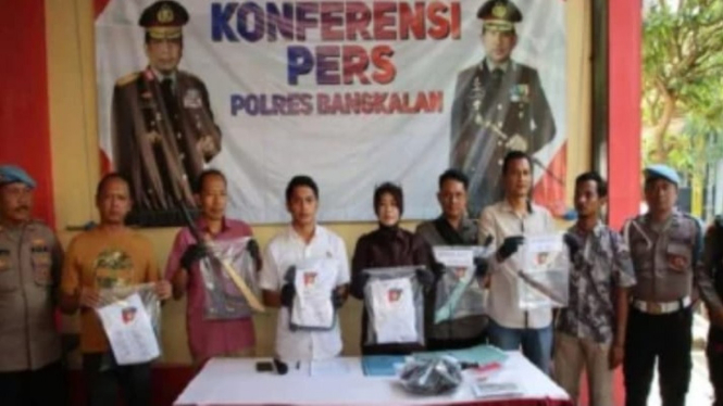 Polres Bangkalan Merilis Kasus Penganiayaan Berdarah