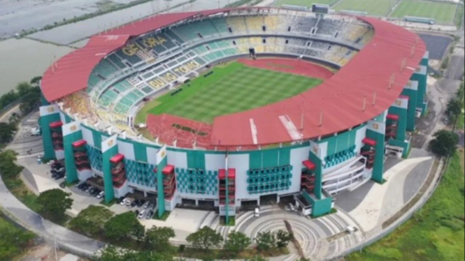 Stadion Gelora Bung Tomo (GBT) Surabaya