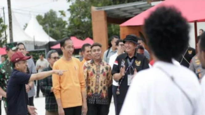 Presiden Jokowi tinjau Wisata Edukasi Waibu Agro Edo Tourism (Papua)