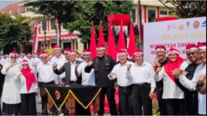 Komjen Pol Anang dan Para Rektor PTN di Mako Brimob, Depok