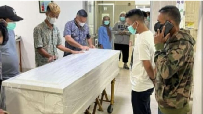 Peti Jenazah Pemuda Asal Aceh Imam Masykur