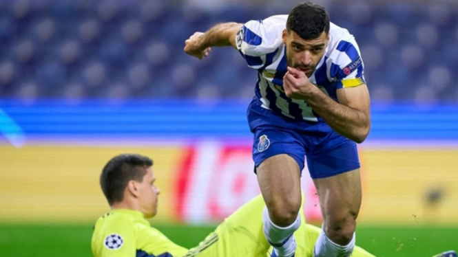 Striker FC Porto, Mehdi Taremi bobol gawang Juventus