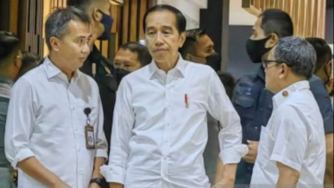 Bey Machmudi Tengah Bersama Presiden Jokowi
