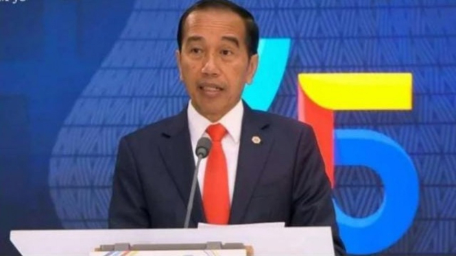 Presiden Jokowi Beri Sambutan di KTT ke-45 EU (Belgia), 2022