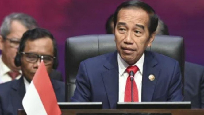 KTT ASEAN ke-43, Presiden Jokowi buka Plenary Session