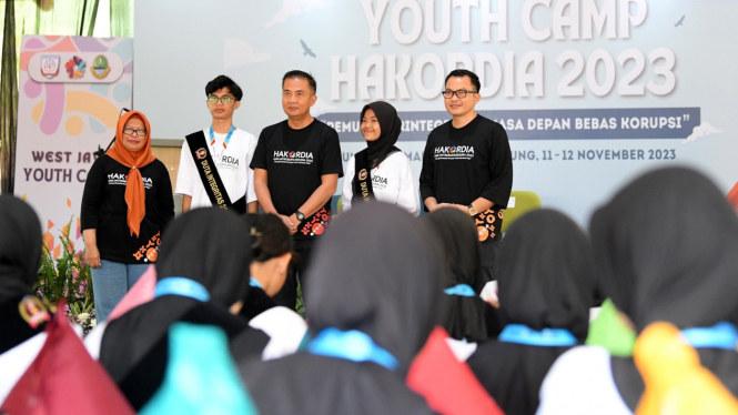 Pj Gubernur Jabar, Bey Machmudin di acara 'West Java Youth Camp'
