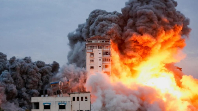 Serangan roket Hamas Palestina di wilayah Israel
