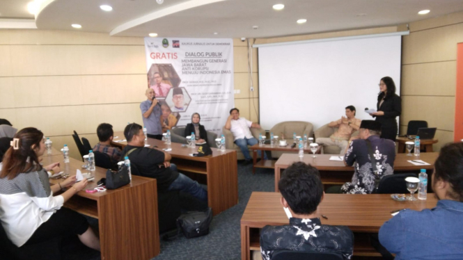 Diskusi Membangun Generasi Antikorupsi untuk Indonesia Emas