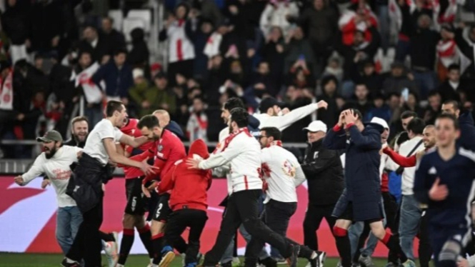 Pemain Timnas Georgia rayakan keberhasilan lolos ke EURO 2024