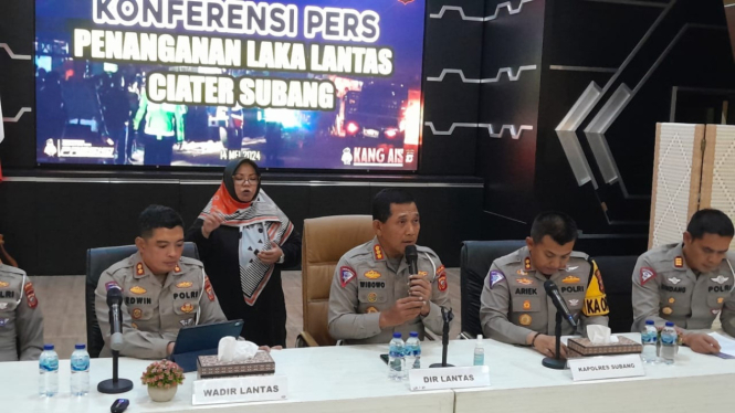 Press Confrence Kecelakaan Maut Palasari Ciater di Mapolres Subang.