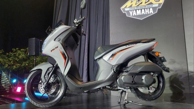 Yamaha Lexi LX 155.