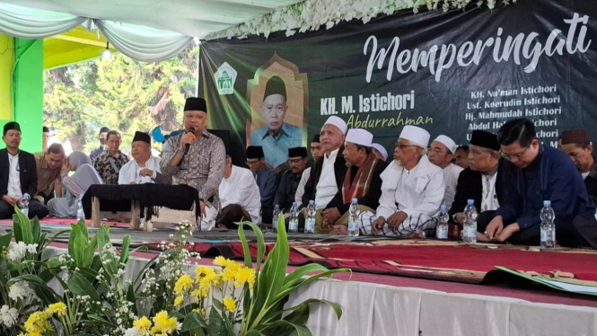 Ilham Habibie hadiri peringatan hual pendiri Ponpes Daruttafsir.