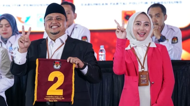 Pasangan Calon Walikota Bogor, Atang Trisnanto dan Annida Allivia