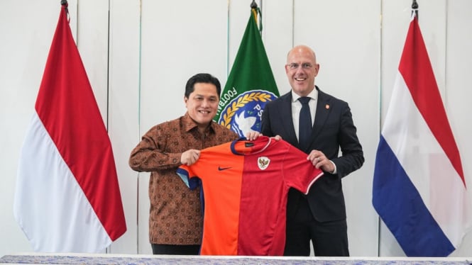 Erick Thohir dan Perwakilan KNVB