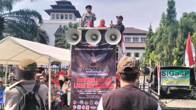 Hari Kesaktian Pancasila di Bandung Diwarnai Aksi Unjuk Rasa