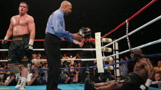 Kevin McBride Saat Kalahkan Mike Tyson