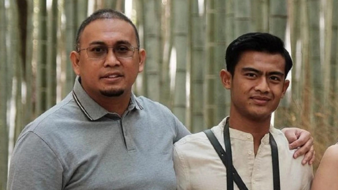 Andre Rosiade (kiri) dan Pratama Arhan (kanan).