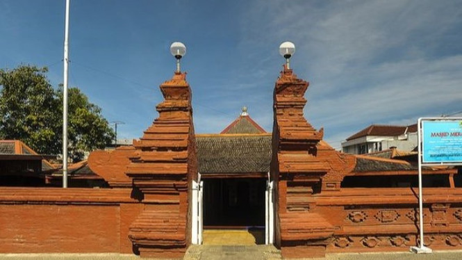 Masjid Merah