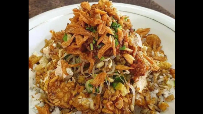Nasi Lengko