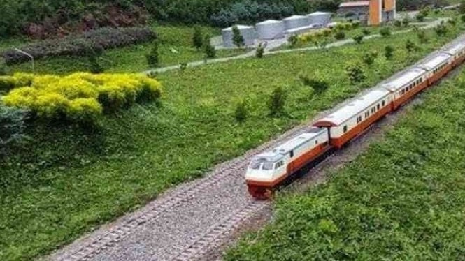 Miniatur Kereta Api