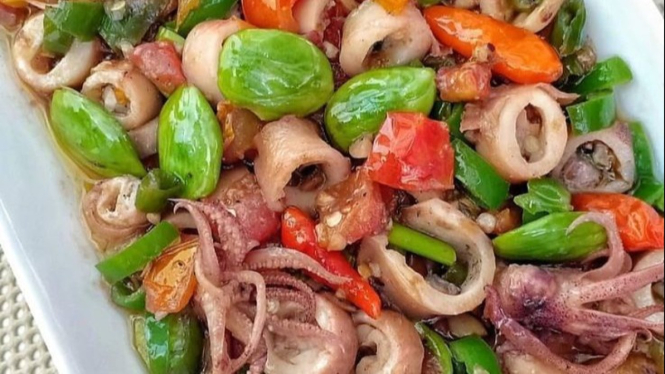 Tumis Cumi Petai